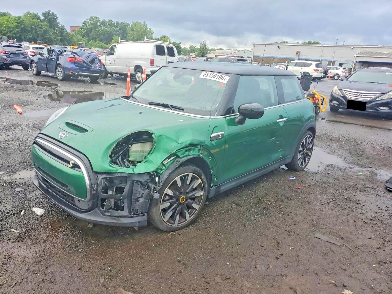 2023 MINI COOPER