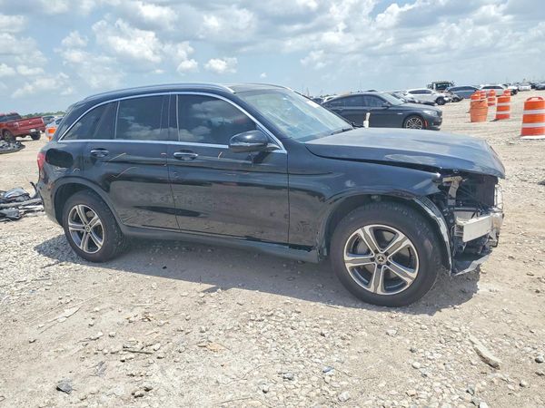 2019 MERCEDES-BENZ GLC