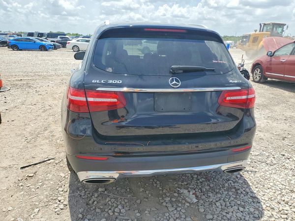2019 MERCEDES-BENZ GLC