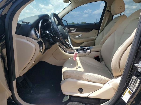 2019 MERCEDES-BENZ GLC