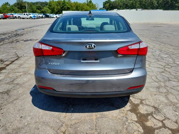 2016 KIA FORTE