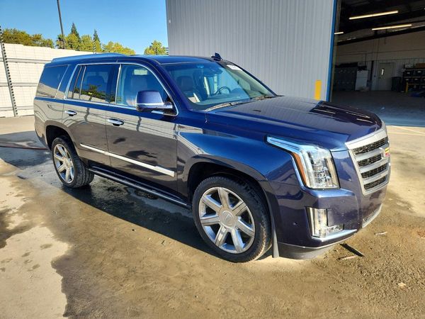 2018 CADILLAC ESCALADE Premium Luxury