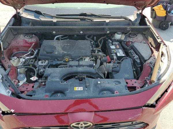 2019 TOYOTA RAV4 LE