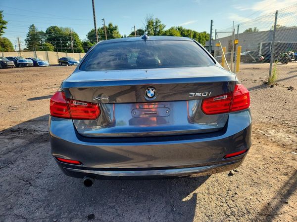 2014 BMW 320 xDrive SA