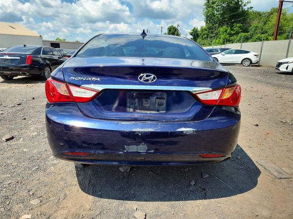 2012 HYUNDAI SONATA Middle-low level