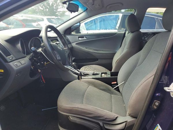 2012 HYUNDAI SONATA Middle-low level