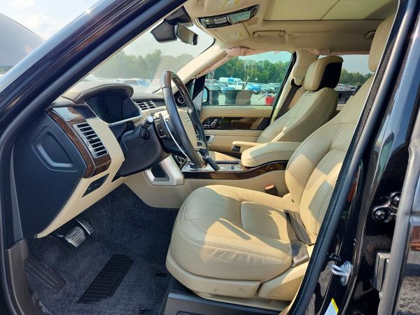 2022 LAND ROVER RANGE ROVER HSE Westminster Edition