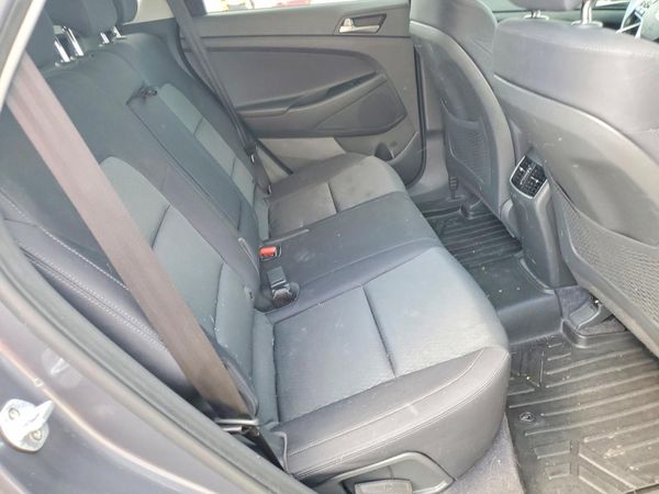 2018 HYUNDAI TUCSON