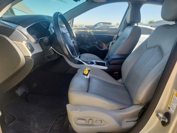 2013 CADILLAC SRX Luxury