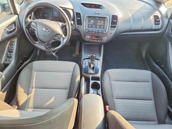 2017 KIA FORTE EX