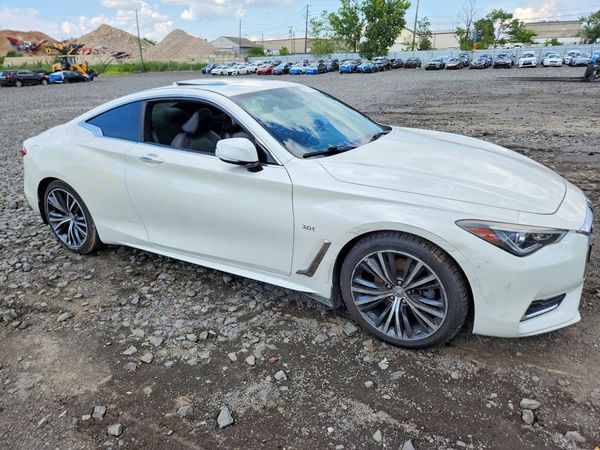 2017 INFINITI Q60 — Passenger 3/4