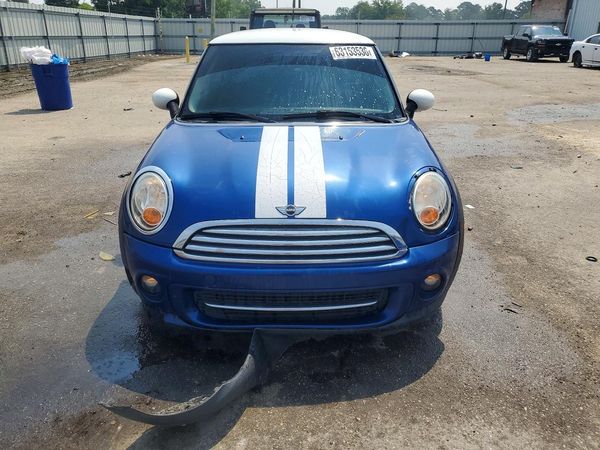 2013 MINI COOPER