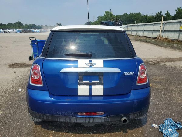 2013 MINI COOPER