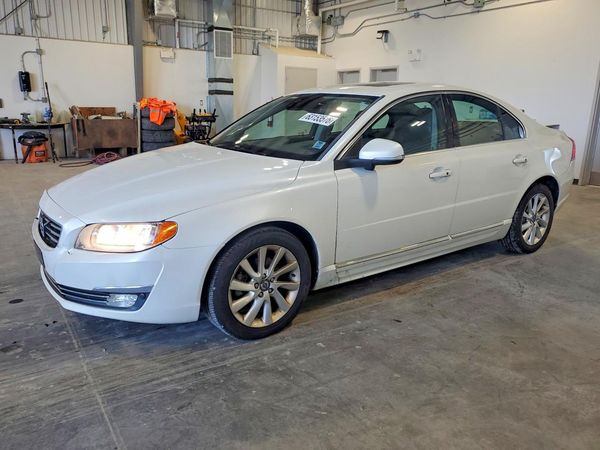 2015 VOLVO S80 Premier+ (non R design)