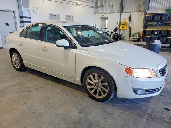 2015 VOLVO S80 Premier+ (non R design)