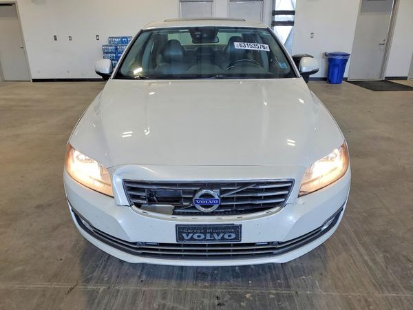 2015 VOLVO S80 Premier+ (non R design)