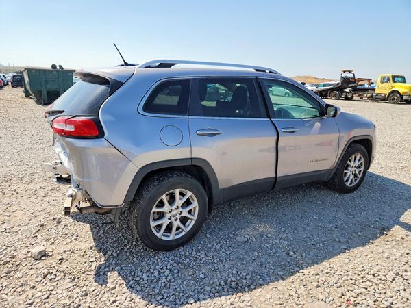 2017 JEEP CHEROKEE LATITUDE 4X4