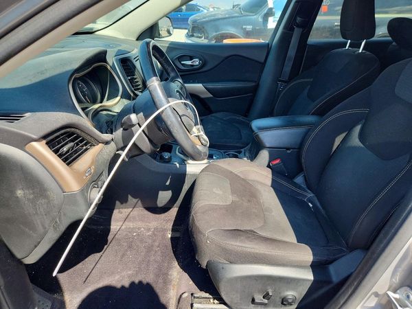 2017 JEEP CHEROKEE LATITUDE 4X4
