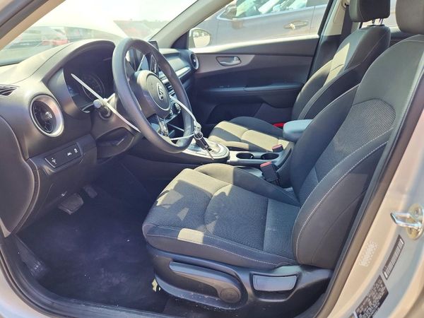 2020 KIA FORTE FE, LXS