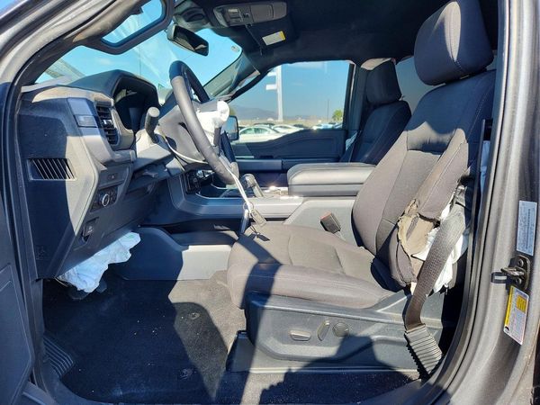 2025 FORD F150 XLT
