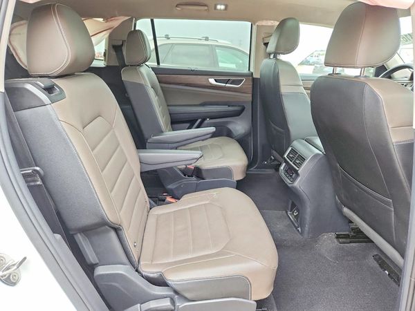 2025 VOLKSWAGEN ATLAS 4Motion SEL