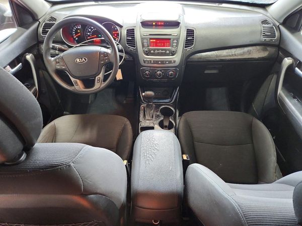 2015 KIA SORENTO GL