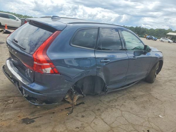 2025 VOLVO XC60 Ultra Dark