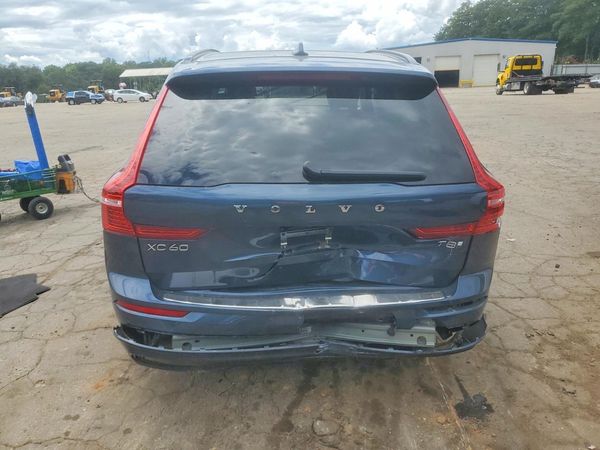 2025 VOLVO XC60 Ultra Dark
