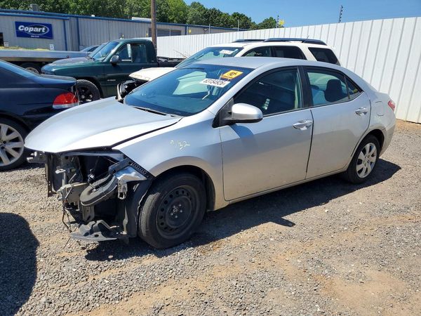 2015 TOYOTA COROLLA