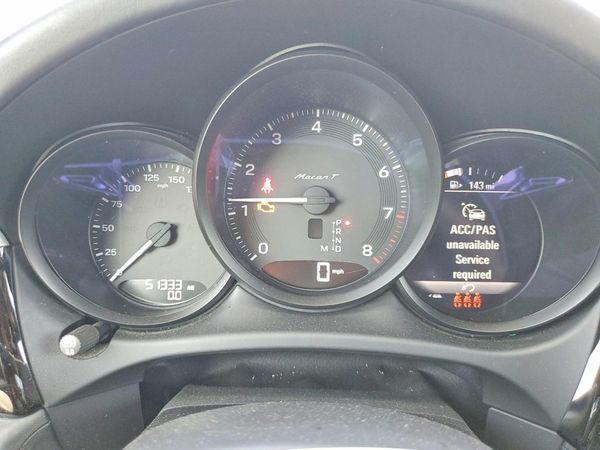 2023 PORSCHE MACAN