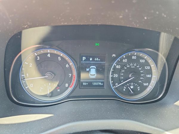 2019 HYUNDAI KONA SE