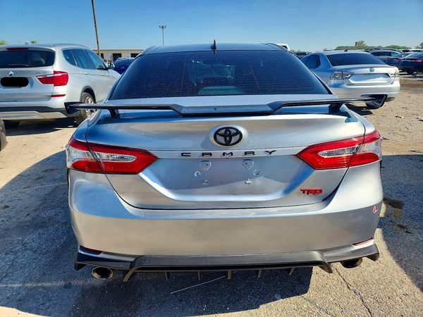 2020 TOYOTA CAMRY