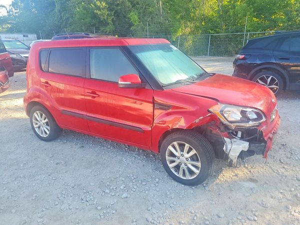 2013 KIA SOUL