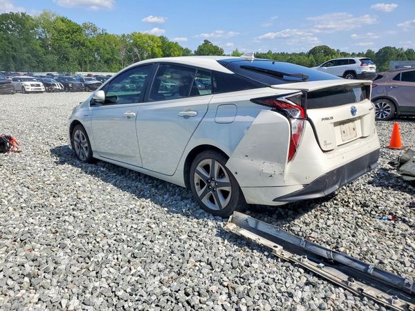 2017 TOYOTA PRIUS