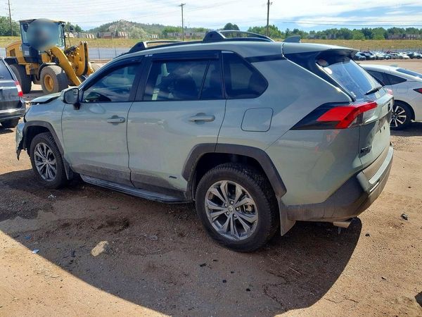 2023 TOYOTA RAV4 XLE Premium