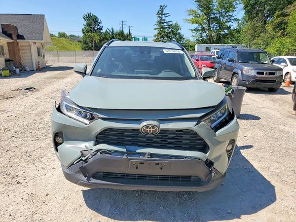 2019 TOYOTA RAV4