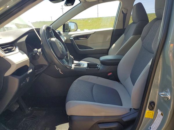 2019 TOYOTA RAV4