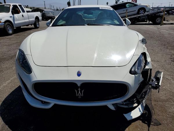 2017 MASERATI GRANTURISMO