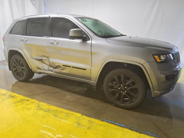 2019 JEEP GRAND CHEROKEE LAREDO 4X4