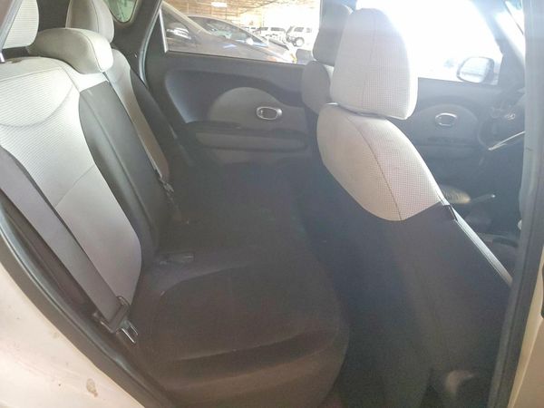 2017 KIA SOUL Base