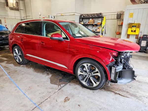 2023 AUDI Q7 quattro Prestige
