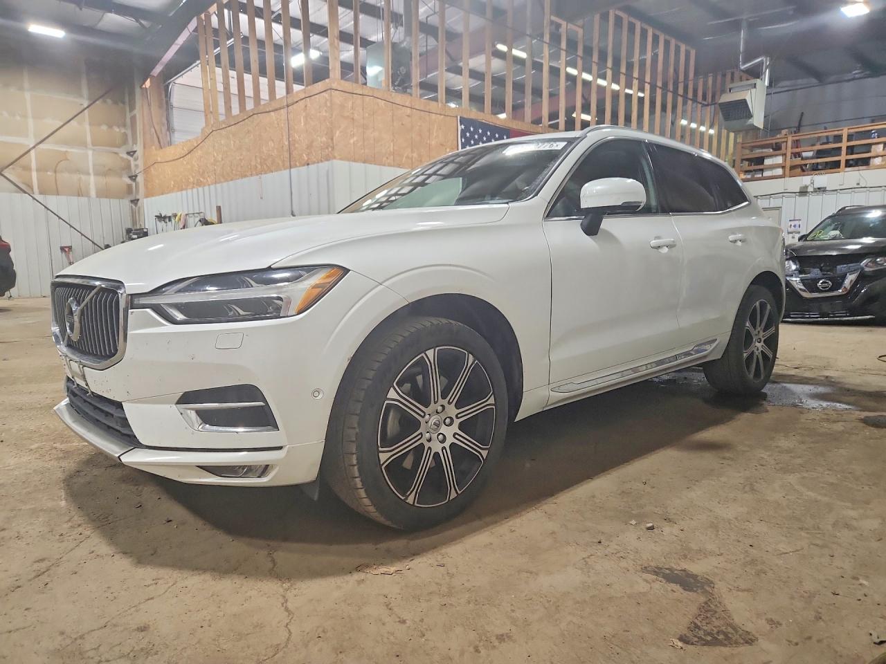 2019 VOLVO XC60 Inscription