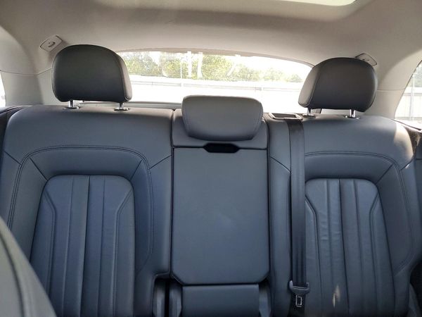 2019 AUDI Q5 quattro Premium