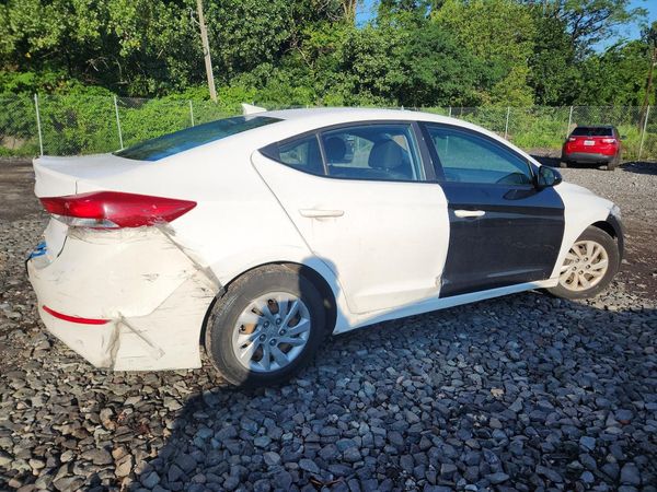 2018 HYUNDAI ELANTRA