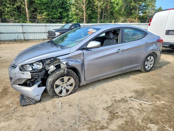 2016 HYUNDAI ELANTRA
