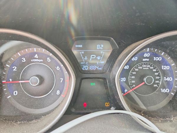 2016 HYUNDAI ELANTRA