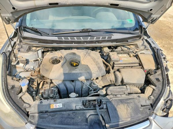 2016 HYUNDAI ELANTRA