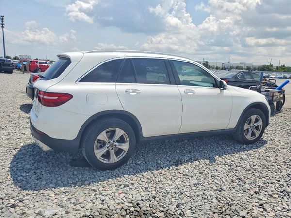 2018 MERCEDES-BENZ GLC GLC300