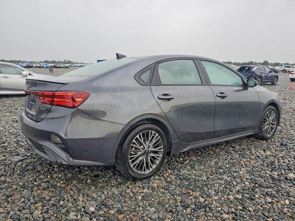 2024 KIA FORTE GT Line
