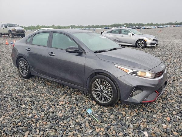 2024 KIA FORTE GT Line